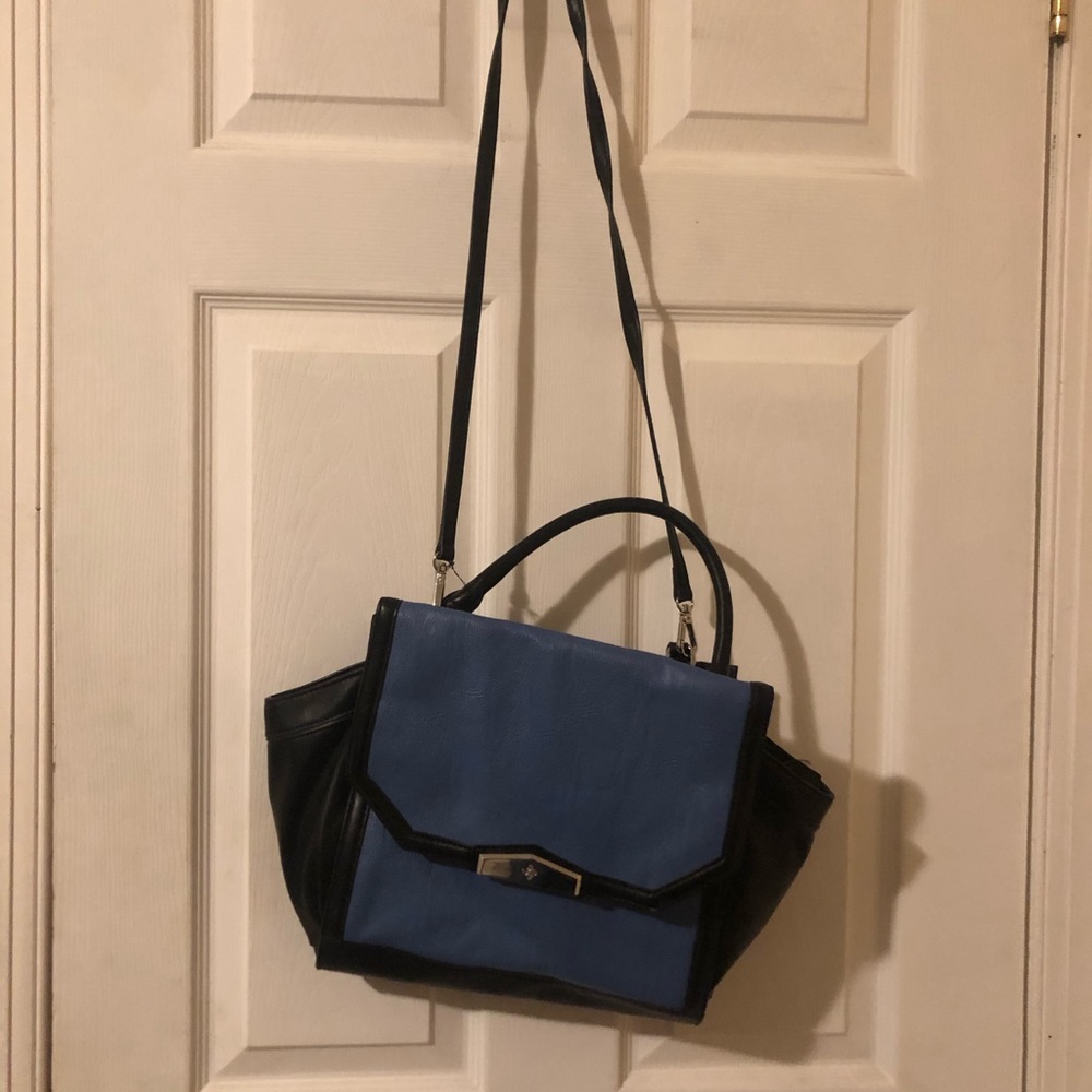 Vera Wang Pocketbook